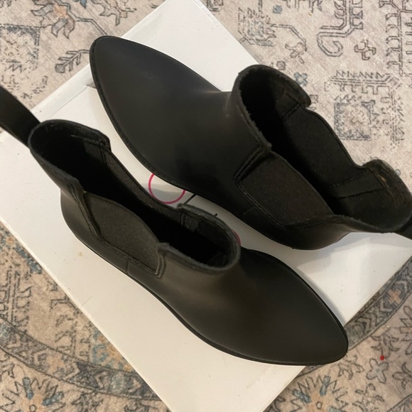 Black Rain Chelsea Boots - Picture 7 of 7